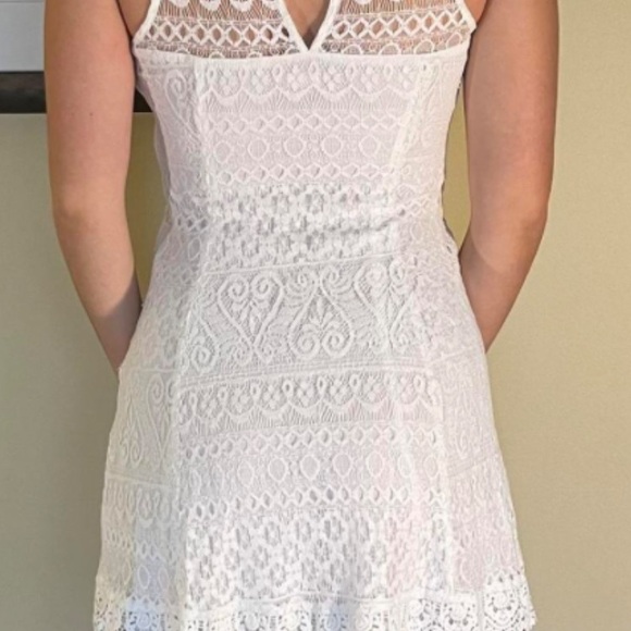 Hollister size medium-white short dress - Picture 9 of 9